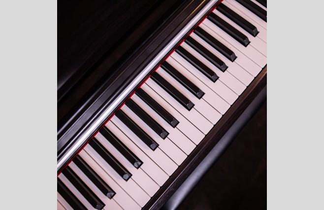 Used Yamaha YDP-141 Satin Rosewood Digital Piano Complete Package (SN:BCQK01059) - Image 7